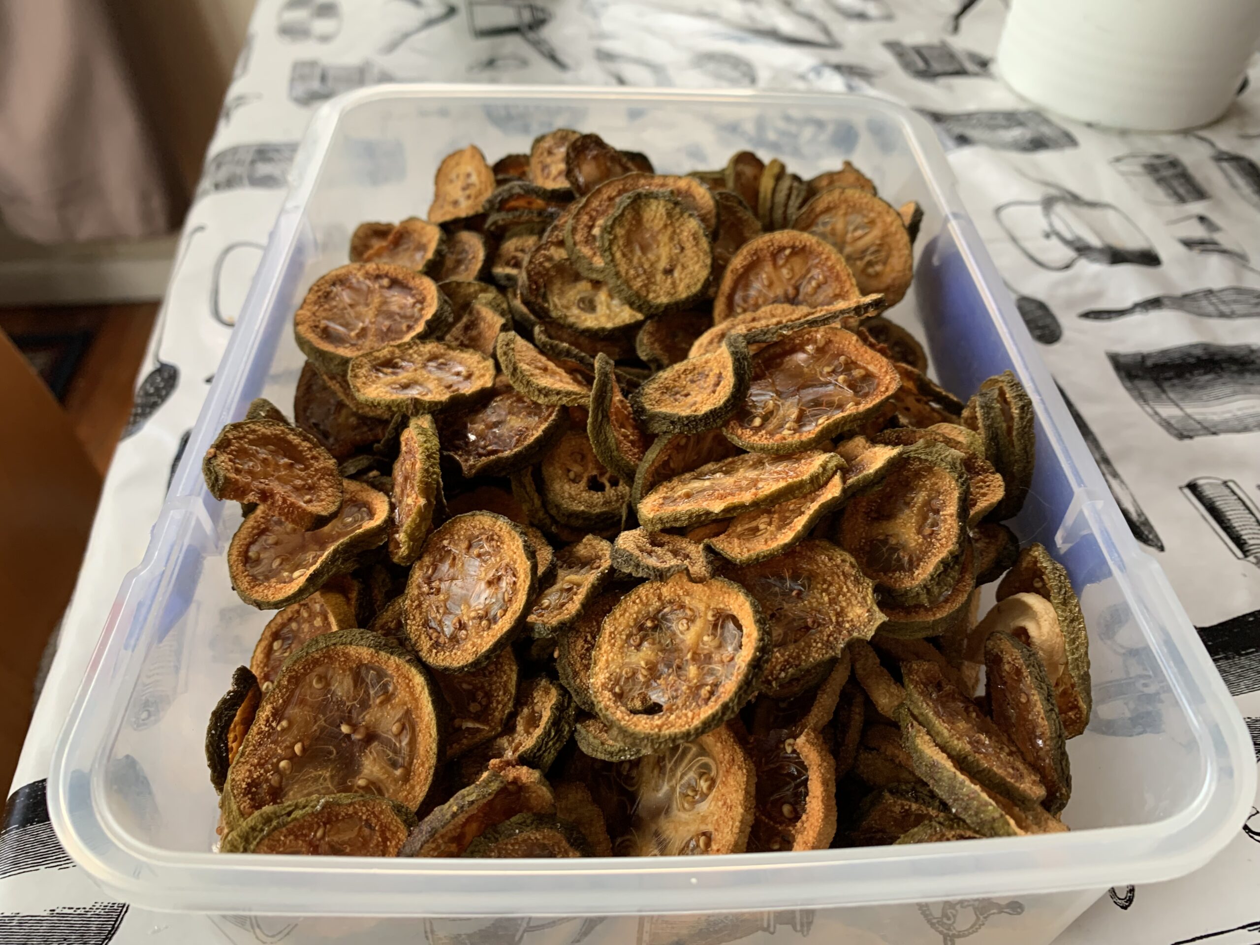 Dehydrated feijoas in a container 